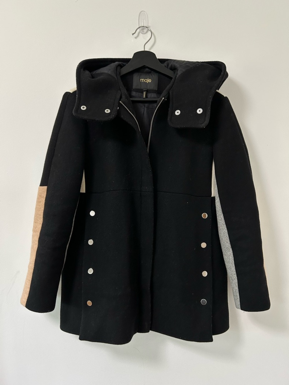 Maje gang color block Black Wool Hooded Coat‎ with Contrast Sleeves 34 XS
